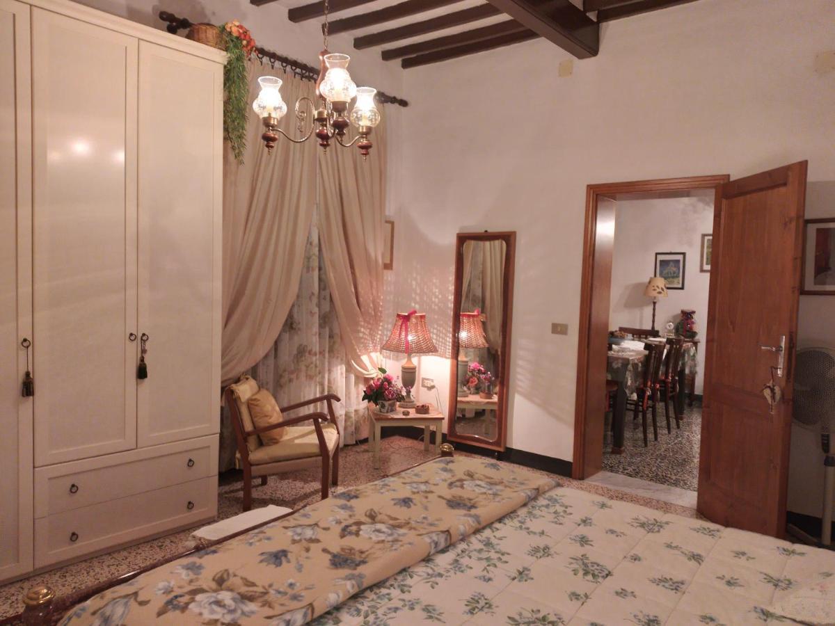 Casa Tarrini Apartment Chianni Bagian luar foto