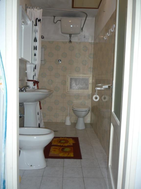 Casa Tarrini Apartment Chianni Bagian luar foto